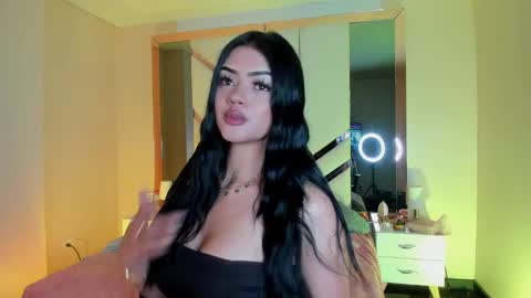 Snapshot of kiwi_lov23 chatting on 11.03.25 Kiwi online show from 11.03.25