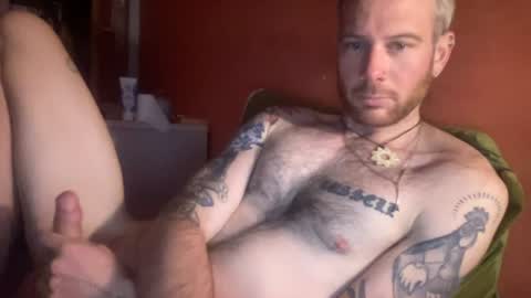 Snapshot of kiwiboyinlondon chatting on 07.13.26 Nicholas online show from 07.13.26