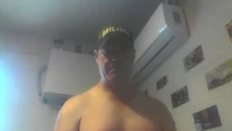 kiwiguy19773 online show from 02.11.26