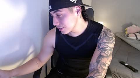 Snapshot of kiyo__ chatting on 05.15.26 kiyo__ online show from 05.15.26
