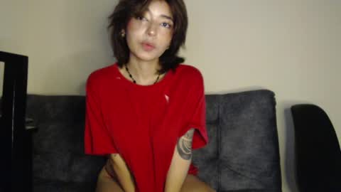 Snapshot of kiyusweetcrazy chatting on 04.19.26 kiyu online show from 04.19.26