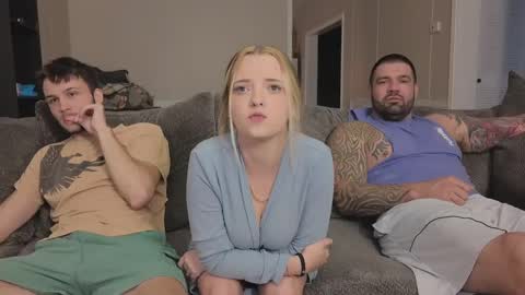 kj bennet online show from 10.02.25