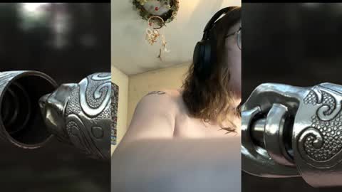 Kelsey viddell online show from 10.21.25