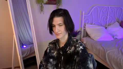 Snapshot of klaude_jam chatting on 04.22.26 Klaude Jam online show from 04.22.26