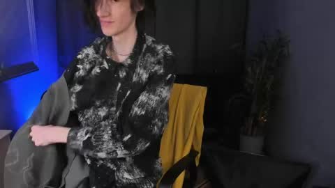 Snapshot of klaude_jam chatting on 04.26.26 Klaude Jam online show from 04.26.26