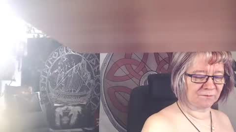 Snapshot of kleiner_teufel chatting on 02.06.26 Michelle online show from 02.06.26