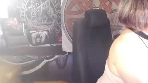 Snapshot of kleiner_teufel chatting on 03.16.26 Michelle online show from 03.16.26