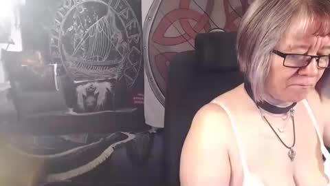 Snapshot of kleiner_teufel chatting on 03.30.26 Michelle online show from 03.30.26