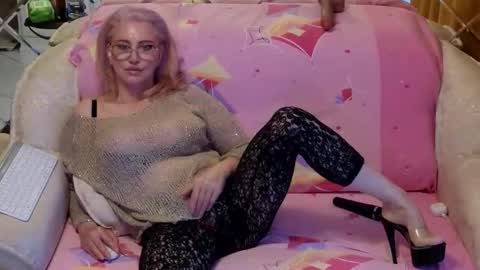 ALYONA online show from 11.11.25