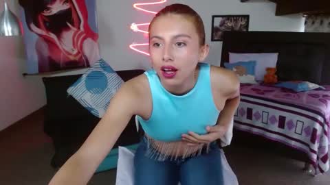 Snapshot of kloe_deker chatting on 12.30.24 Kloe deker online show from 12.30.24