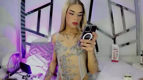 Snapshot of kloe_hh chatting on 02.09.26 Kloe online show from 02.09.26