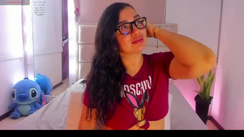 SOPHIA RIVERA online show from 12.04.24