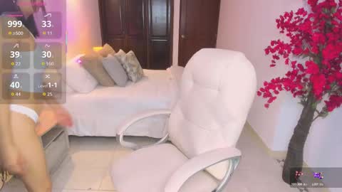 Kloe Brown online show from 10.23.25