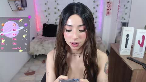 Snapshot of kloeking_ chatting on 01.14.25 kloe online show from 01.14.25