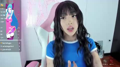 Snapshot of kloeking_ chatting on 06.14.26 kloe online show from 06.14.26