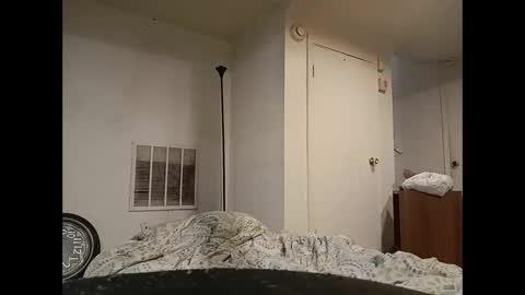 Snapshot of klou502 chatting on 12.18.24 LOUiViLAN online show from 12.18.24
