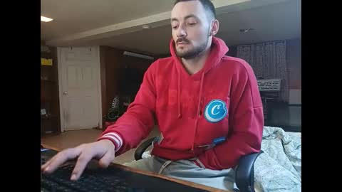 Snapshot of klou502 chatting on 01.03.25 LOUiViLAN online show from 01.03.25