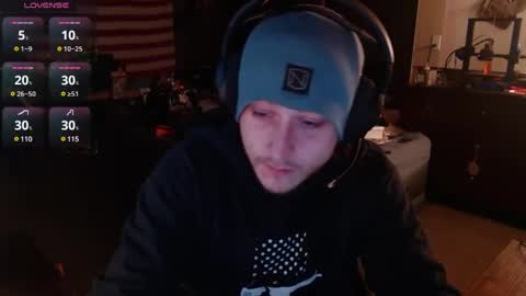 Snapshot of kneesdown321 chatting on 01.31.25 kneesdown321 online show from 01.31.25