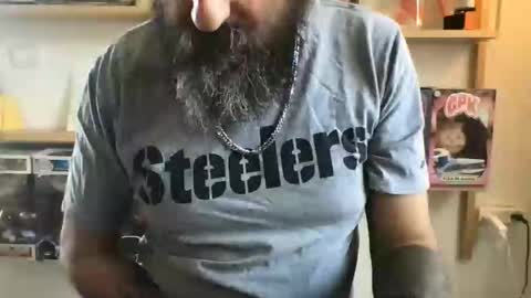 knicker76 online show from 10.24.25