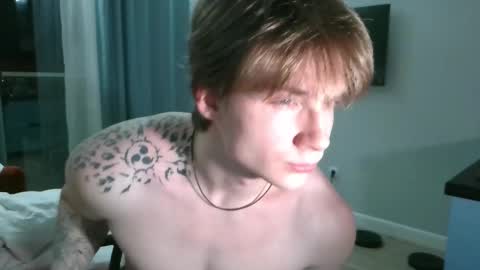 Snapshot of knotsiemens chatting on 02.12.26 Adam online show from 02.12.26