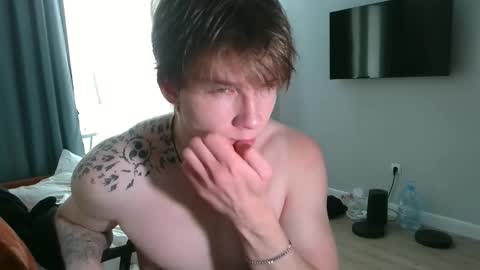 Snapshot of knotsiemens chatting on 02.16.26 Adam online show from 02.16.26