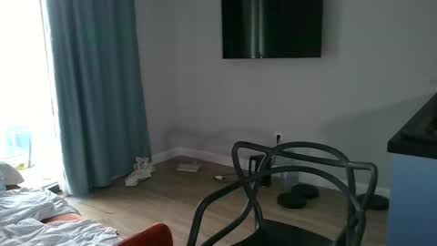 Snapshot of knotsiemens chatting on 02.19.26 Adam online show from 02.19.26