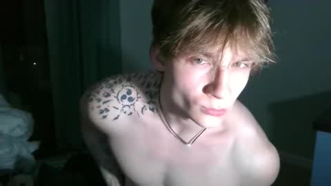 Snapshot of knotsiemens chatting on 02.25.26 Adam online show from 02.25.26