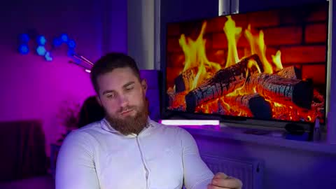 Snapshot of kochka25 chatting on 02.18.26 Sweet boy online show from 02.18.26