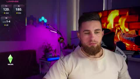 Snapshot of kochka25 chatting on 03.02.26 Sweet boy online show from 03.02.26