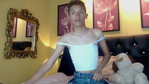Snapshot of koda_lowen chatting on 05.16.26 koda online show from 05.16.26