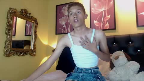 Snapshot of koda_lowen chatting on 05.16.26 koda online show from 05.16.26