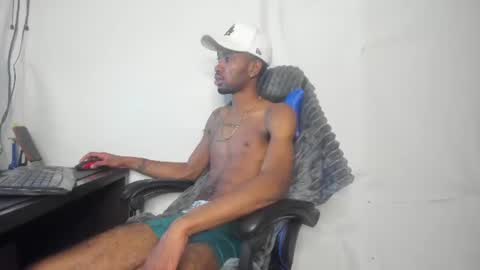 Snapshot of kofi_exotic_ chatting on 06.20.26 kofi online show from 06.20.26