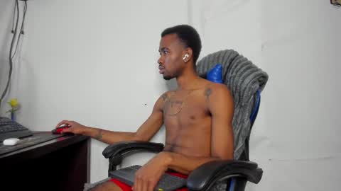 Snapshot of kofi_exotic_ chatting on 06.24.26 kofi online show from 06.24.26