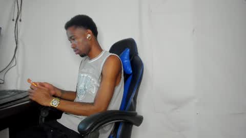 Snapshot of kofi_exotic_ chatting on 07.26.26 kofi online show from 07.26.26