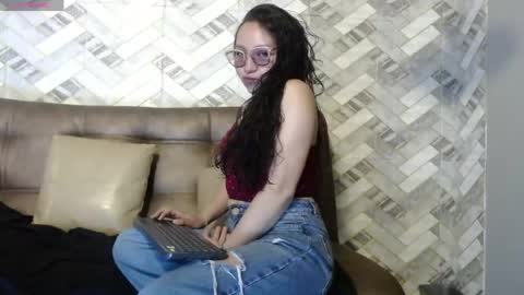 Snapshot of koko15_ chatting on 05.25.26 Koko online show from 05.25.26