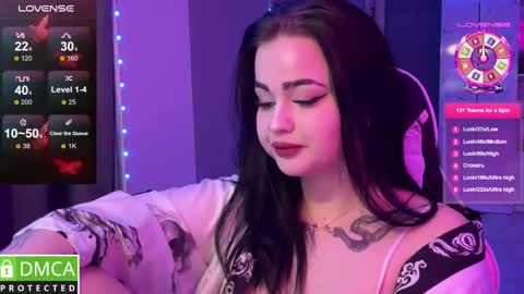 Mia online show from 01.11.25