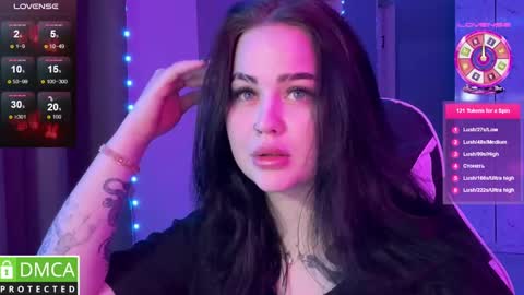 Mia online show from 01.12.25