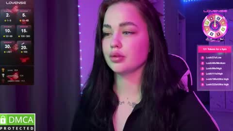 Mia online show from 02.23.25