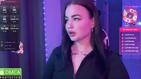 Mia online show from 02.28.25