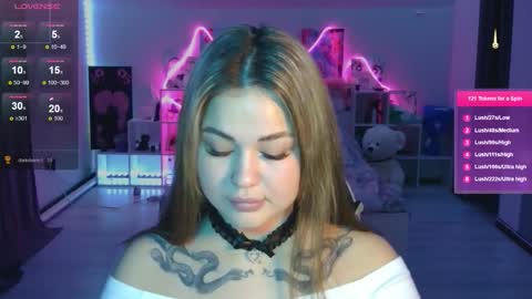 Mia online show from 11.01.25