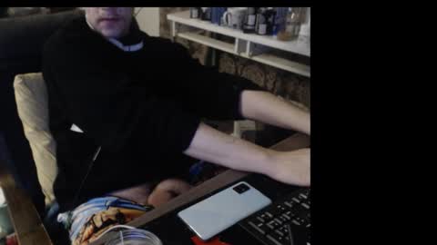 Kompura online show from 12.21.25