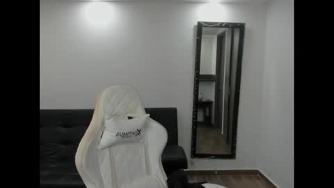 Julieta online show from 12.02.24