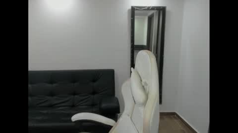 Julieta online show from 12.06.24