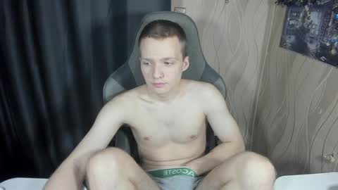 Snapshot of konnor_deviant chatting on 02.01.25 konnor_deviant online show from 02.01.25