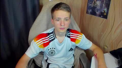 Snapshot of konnor_deviant chatting on 10.02.25 konnor_deviant online show from 10.02.25