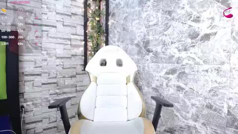 Snapshot of kony_lan chatting on 11.08.25 KONY LAN online show from 11.08.25