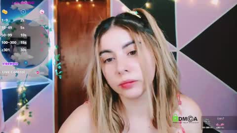 Snapshot of konygintonic chatting on 02.11.25 YINI online show from 02.11.25