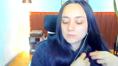 Snapshot of kora_shadow chatting on 12.17.25 Kora Shadow online show from 12.17.25