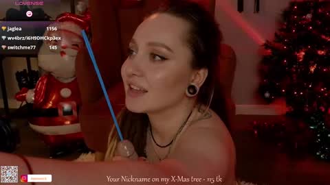 Snapshot of koracrosbie chatting on 12.17.24 Kora       TG channel  online show from 12.17.24