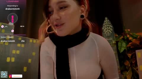 Snapshot of koracrosbie chatting on 12.26.24 Kora       TG channel  online show from 12.26.24